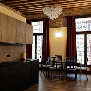 Gradenigo 767 Apartment