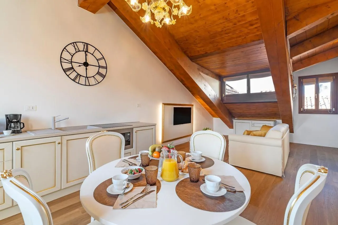 Laguna D'Oro Luxury Apartments Venice